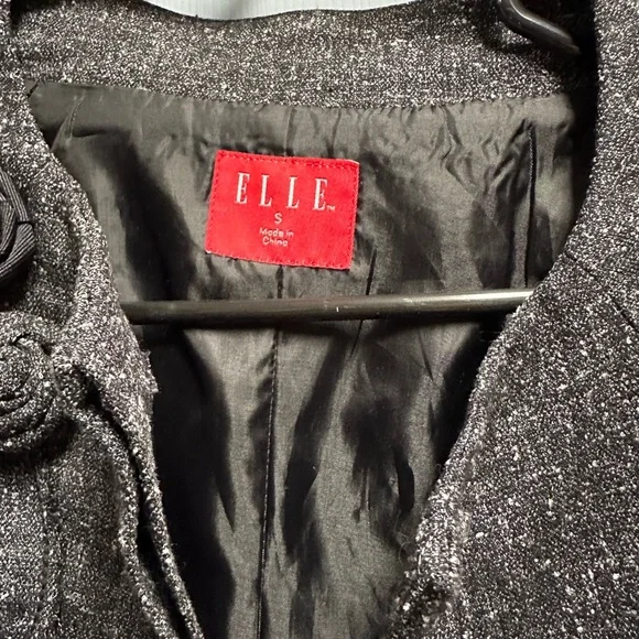 Elle Charcoal Jacket with Textured Design - Picture 2 of 4